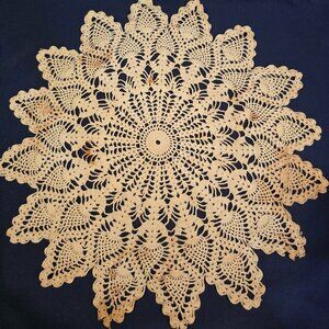 Doily Hand Crocheted Cotton Ivory Strawberry Round 15" 1950s Vintage